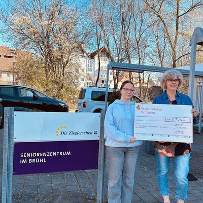 Pl&auml;tzchen mit Herz: 324 &euro; f&uuml;r das Seniorenzentrum Im Br&uuml;hl